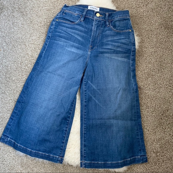 FRAME Light Wash Le Gaucho Flare Crop Jeans - Picture 2 of 8